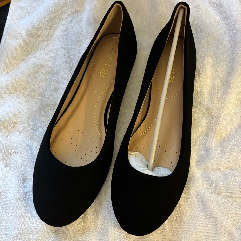 NWT in box Dreampairs Black Velvet Round Toe Flats Size 11